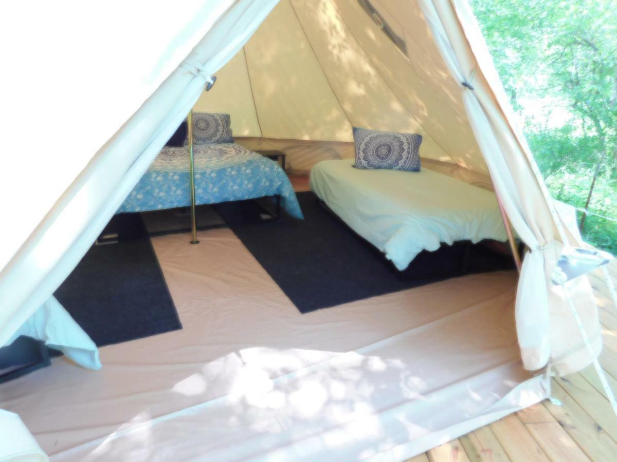 Отель Glampin' In Style-Брокен-Боу Экстерьер фото