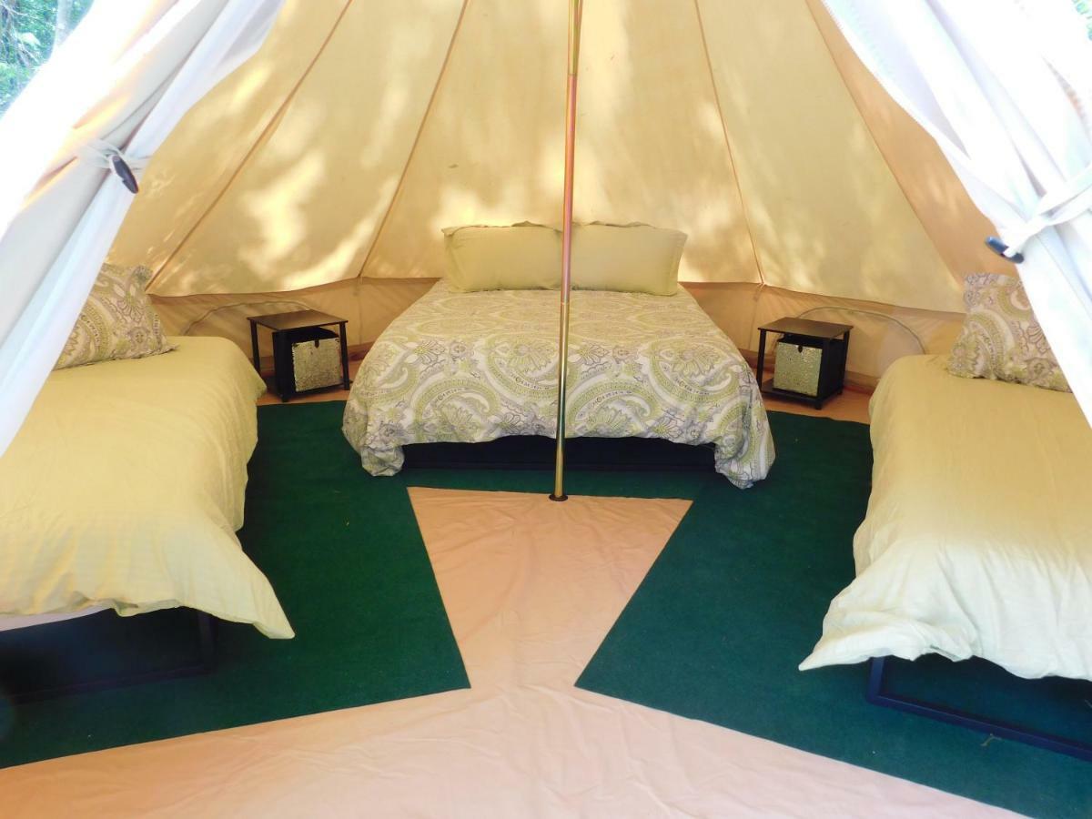 Отель Glampin' In Style-Брокен-Боу Экстерьер фото