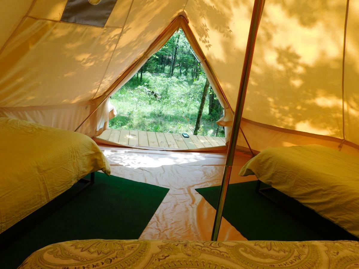 Отель Glampin' In Style-Брокен-Боу Экстерьер фото