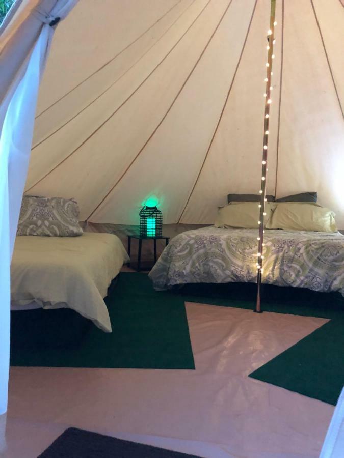 Отель Glampin' In Style-Брокен-Боу Экстерьер фото