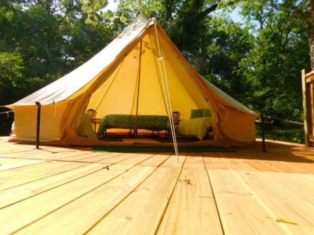 Отель Glampin' In Style-Брокен-Боу Экстерьер фото