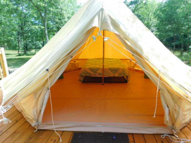 Отель Glampin' In Style-Брокен-Боу Экстерьер фото
